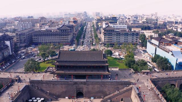 小店看中国丨八百里秦川,碳水之城07:41-八百里秦川火锅