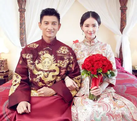 摆脱油腻杀马特,瘦20斤撞脸肖战,49岁的他还能重新出道吗-和肖战撞脸的女明星