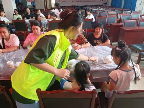 西南石油大学“筑梦童心,智引未来”志愿服务队开展“七彩假期”义务支教活动:让绿色从现在开始“生长”-西南石油大学宣传片2023