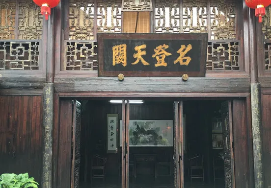 纯干货!凤凰古城最全攻略:美食+住宿+景点+注意事项~好玩不踩雷!-凤凰古城9个景点值得看吗