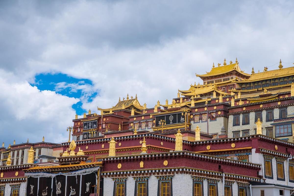 香格里拉最好玩的10大景点,惊艳绝美,玩遍人间天堂,不虚此行!-香格里拉必玩的景点