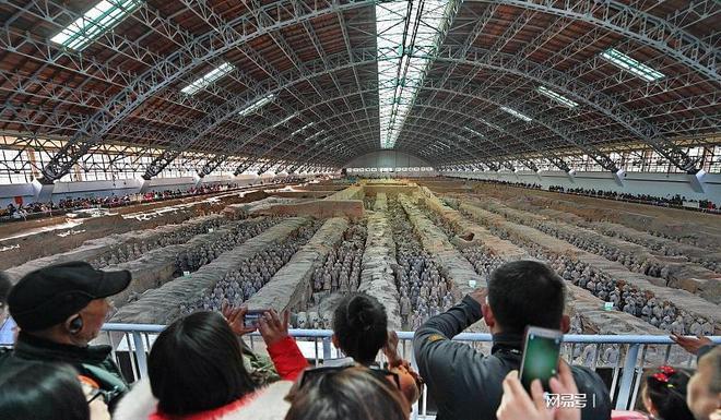 探秘中国古代最大军事遗迹, 陕西兵马俑, 追溯秦始皇陵的历史-陕西的兵马俑是国际公认的三大出土奇迹吗