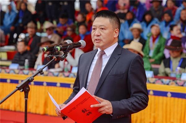 大地欢歌万马奔腾 2023天空之城·理塘“八·一”赛马会开幕-大地欢歌12强拜年