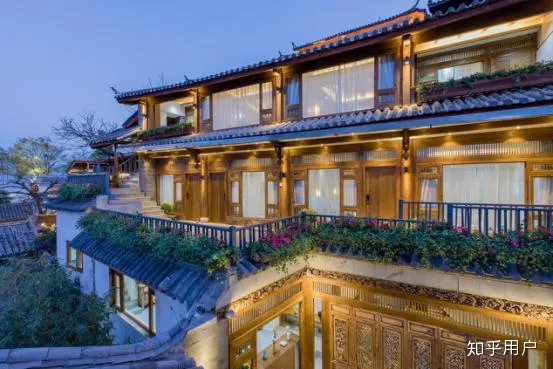 丽江古城比较有代表性的民宿?-丽江古城的风景独具特色