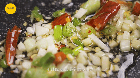 一口嗦上头!一个有味道的美食教程来咯,真香-又美味又好吃