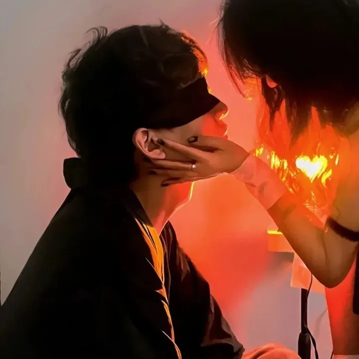 情侣头像 | 精选可爱情侣头像大全-情侣头像 一男一女情头 真人一人一张