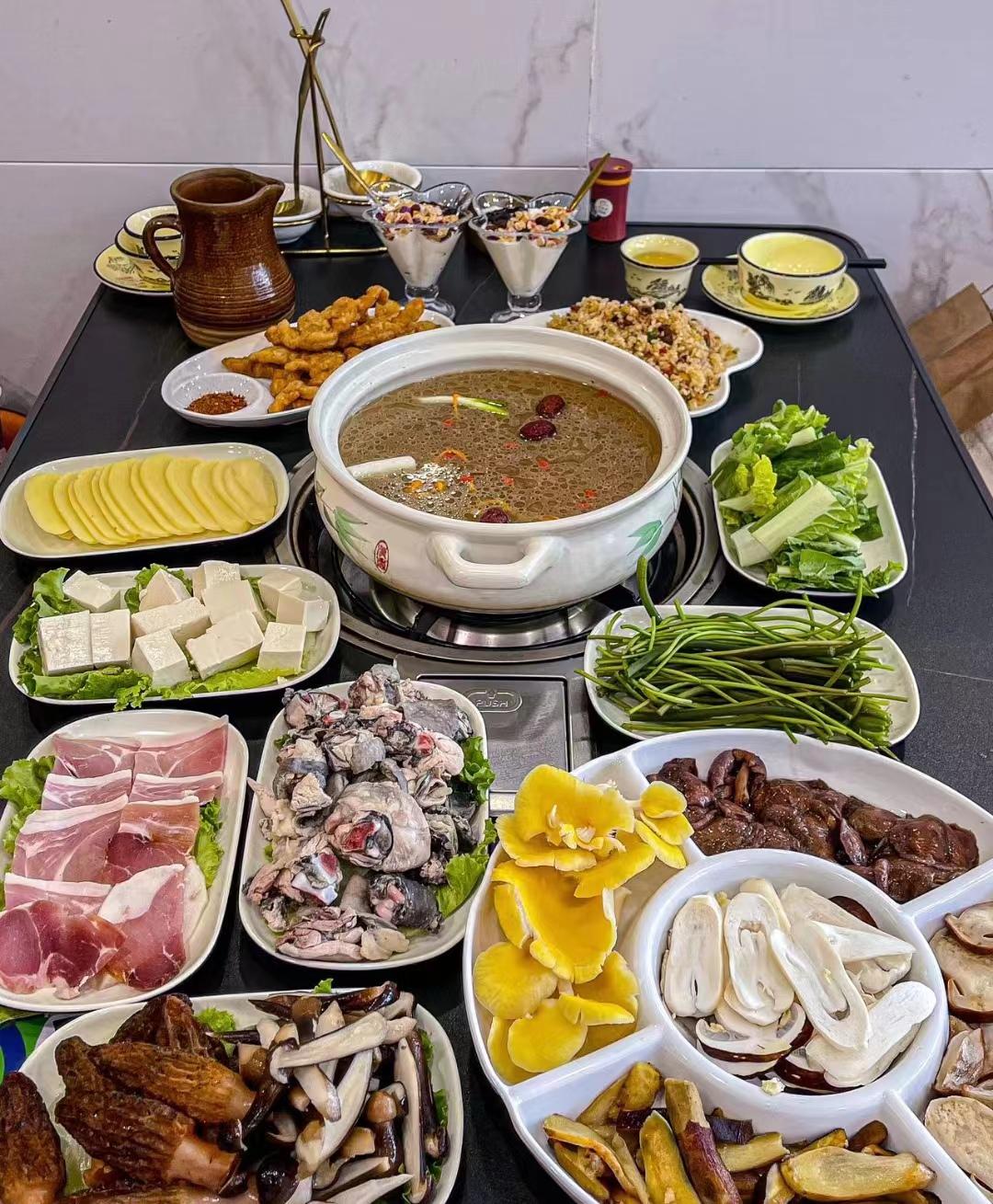 第一次去云南旅游不要慌,来看俩个女生云南自由行旅游攻略-第一次去云南推荐路线