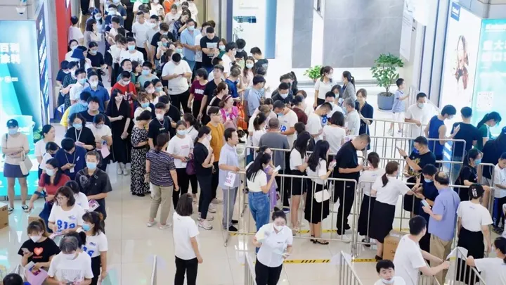 红星美凯龙的立体突击-红星美凯龙很贵吗