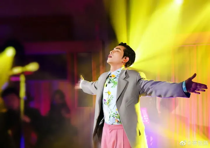 萧敬腾终于承认恋情了!能让萧敬腾大方公开的居然是她?-萧敬腾对象是谁