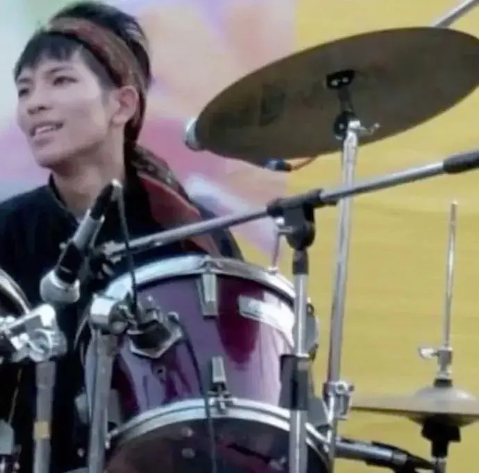 萧敬腾终于承认恋情了!能让萧敬腾大方公开的居然是她?-萧敬腾对象是谁