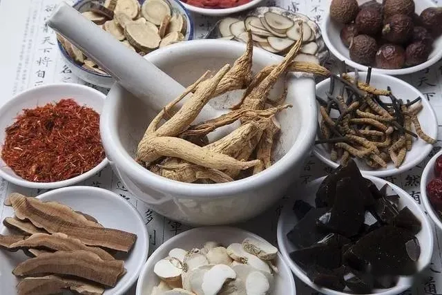 五个治疗腰椎间盘突出特效方!(绝对秘方)-根治腰椎间盘突出绝技配方