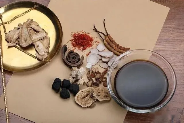 五个治疗腰椎间盘突出特效方!(绝对秘方)-根治腰椎间盘突出绝技配方