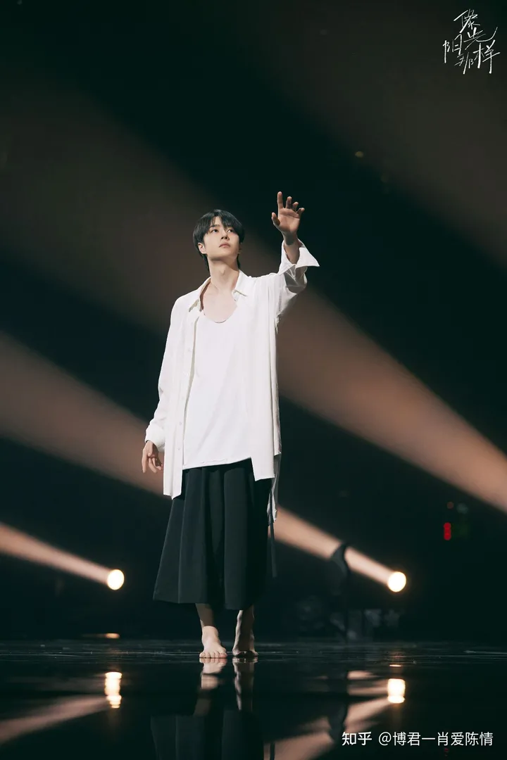 王一博,永远追光的孩子-追逐梦想的哥哥王一博