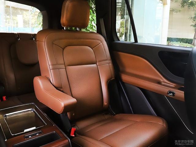 全新林肯飞行家座椅解析 豪华至臻享受-林肯飞行家后座能放倒吗图片