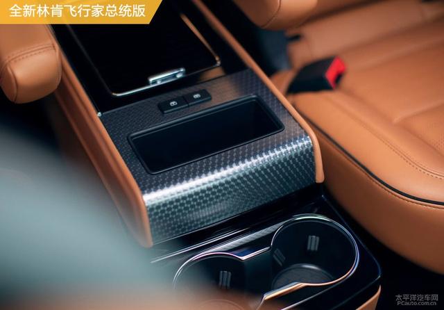 全新林肯飞行家座椅解析 豪华至臻享受-林肯飞行家后座能放倒吗图片