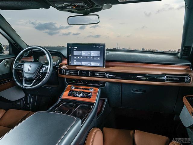 全新林肯飞行家座椅解析 豪华至臻享受-林肯飞行家后座能放倒吗图片