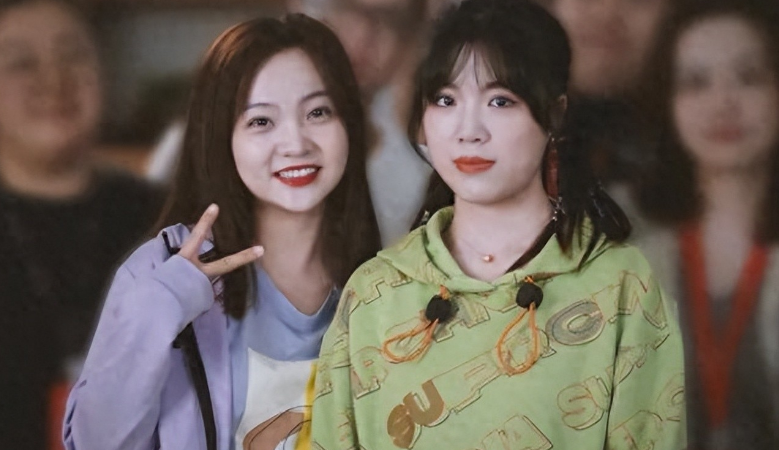 她是清华学霸,趁暑假豪夺两枚奥运金牌,23岁二次发育逆袭成女神-清华学霸参加奥运拿了两块金牌是谁