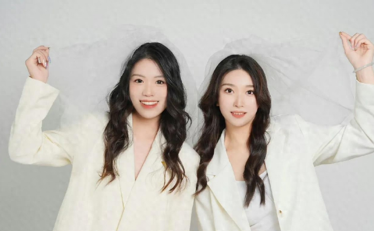 她是清华学霸,趁暑假豪夺两枚奥运金牌,23岁二次发育逆袭成女神-清华学霸参加奥运拿了两块金牌是谁