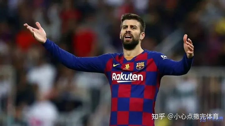 皮克秘密续约被曝光,他已完全沦为叛徒!2022进球榜,无莱万梅罗