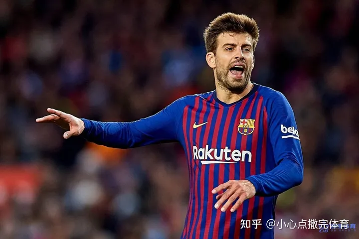 皮克秘密续约被曝光,他已完全沦为叛徒!2022进球榜,无莱万梅罗