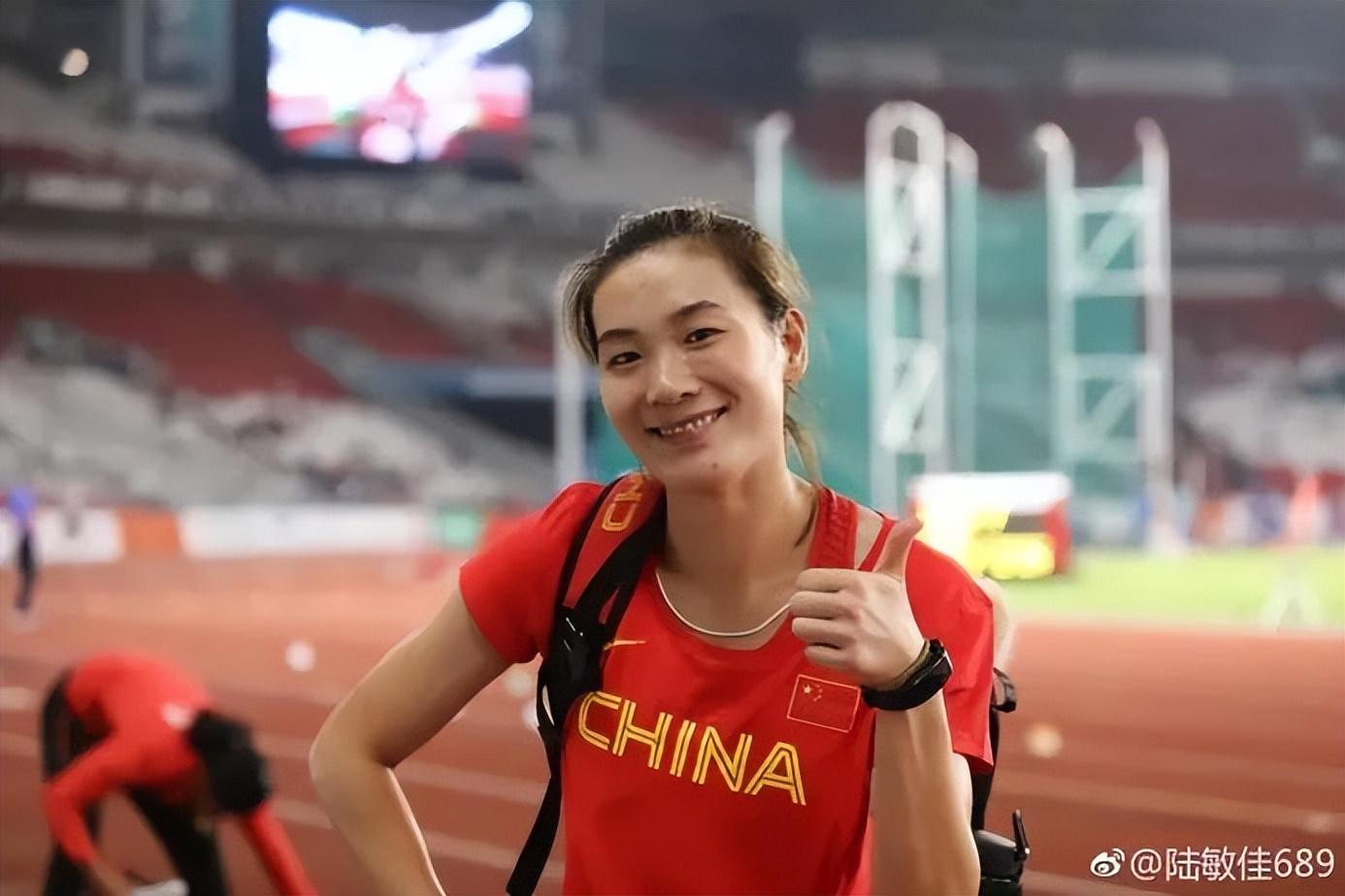 “亚洲飞人”谢震业夺金!与苏炳添齐名,迎娶跳远女王:爱情和体育一样,爱了就是一生