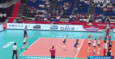 女排世界杯中国队 3:0 击败阿根廷,11 连胜获得冠军,如何评价女排的表现?-女排迎战阿根廷