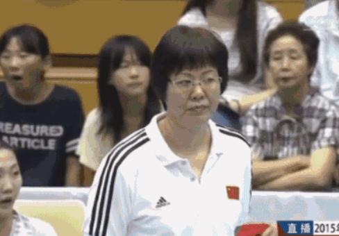 女排世界杯中国队 3:0 击败阿根廷,11 连胜获得冠军,如何评价女排的表现?-女排迎战阿根廷