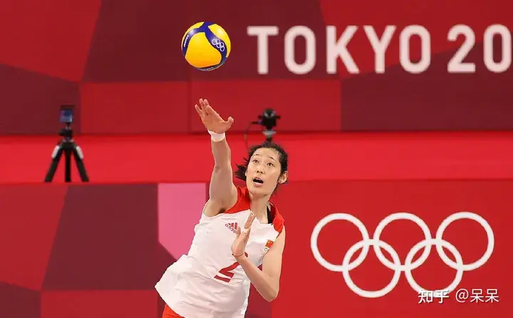 中国女排绝不认输 决胜局12:9领先,俄罗斯以为稳赢,-中国女排不服输