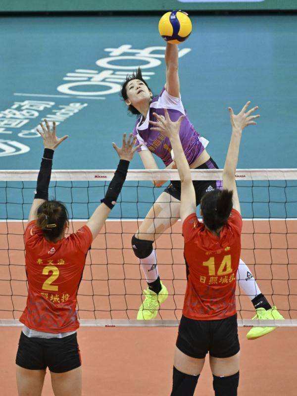 新赛季女排超级联赛开幕 揭幕战天津胜山东-排超天津女排vs深圳