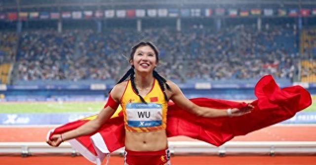 吴艳妮:我不差钱,差钱就不搞田径!事实证明,她真的是富姐一枚-吴艳妮身高体重