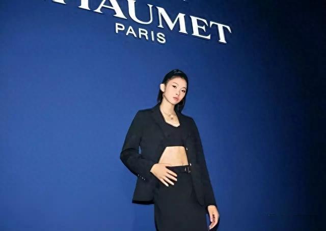 吴艳妮:我不差钱,差钱就不搞田径!事实证明,她真的是富姐一枚-吴艳妮身高体重