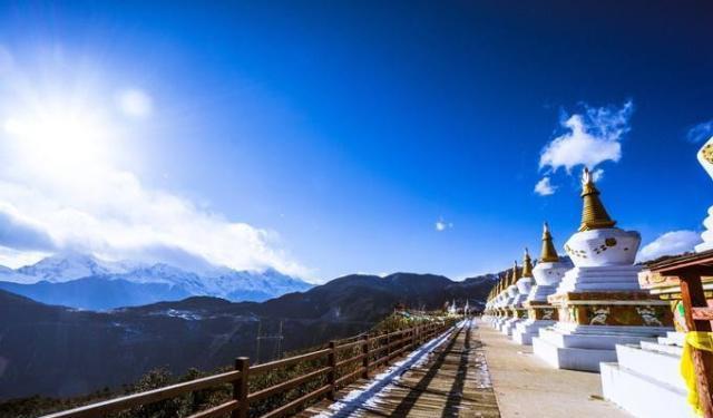 梅里雪山:藏传佛教四大神山之一,最让人向往的神秘之地!-梅里雪山在西藏还是云南