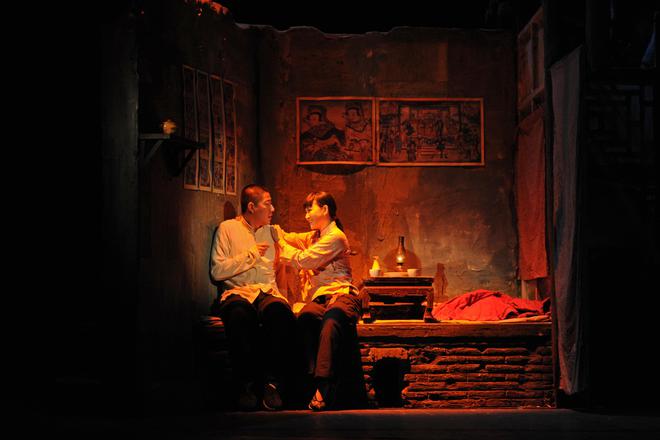 再读老舍的《骆驼祥子》:专制社会中权力的崇拜和民众的财富-老舍先生写骆驼祥子反映了怎样的社会现实