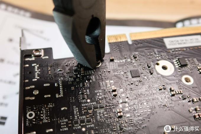 心血来潮给显卡改了个水冷,然后翻车了-显卡改水冷怎么控制风扇