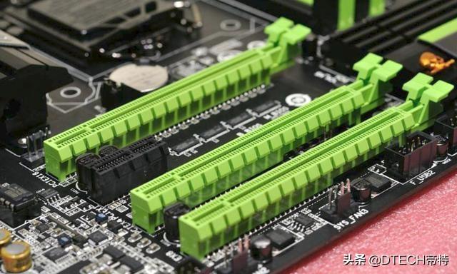 终于有人把电脑主板上常见的四种插槽:PCI-E x1/x4/x8/x16讲全了-电脑主板上pci插槽有几种
