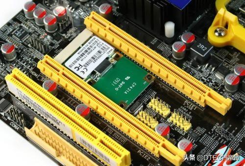 终于有人把电脑主板上常见的四种插槽:PCI-E x1/x4/x8/x16讲全了-电脑主板上pci插槽有几种