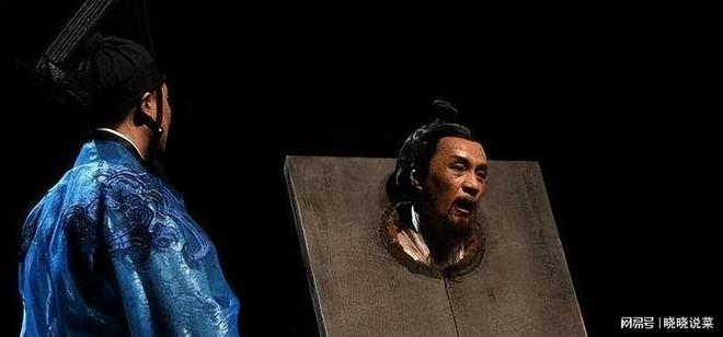 俄罗斯挖出千年古墓, 墓主竟是中国名将, 一代战神为何葬身异乡!