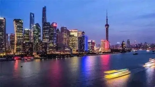 首次跻身国际航运中心前三强,上海打造世界航运中心的优势有哪些?