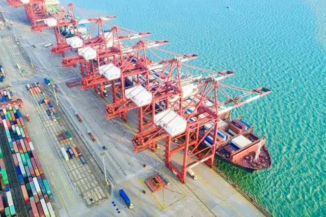 首次跻身国际航运中心前三强,上海打造世界航运中心的优势有哪些?