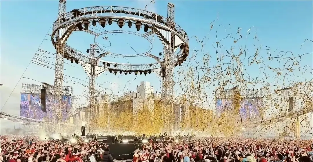 扬眉吐气!华晨宇被人民文娱表扬,这次,老天都在帮他