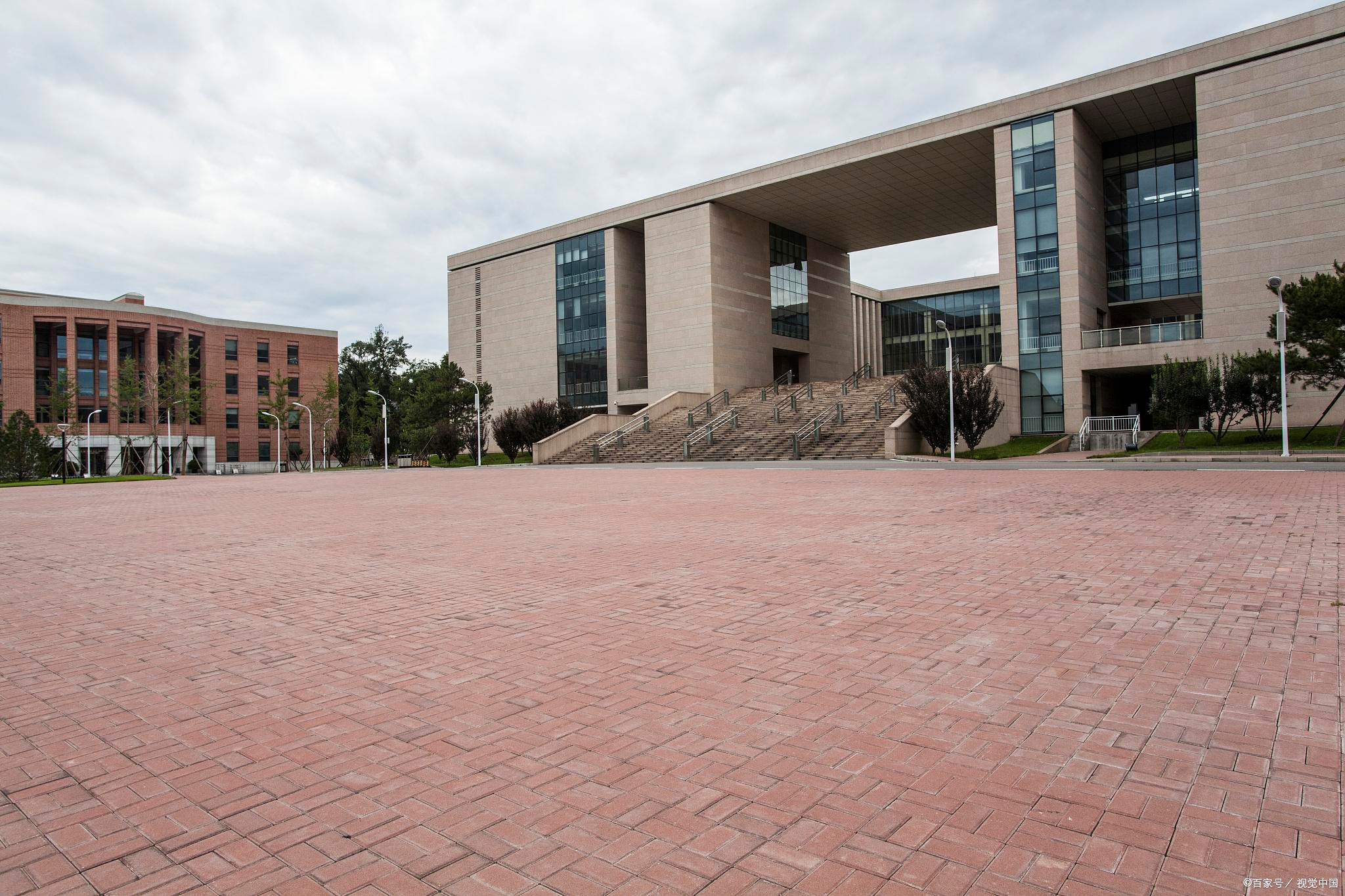 2024河南高校排名重新洗牌,河南科技势头正猛,河南农业跌出前五