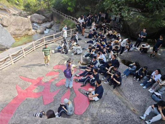 黄山区:春季掀起“研学热” 文旅融合添活力