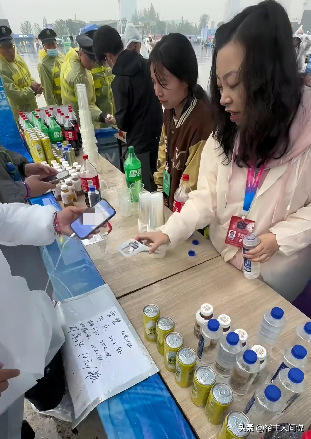 小杨哥回应电音节宰客风波!怒斥潇湘晨报,电音节全网曝光52亿次