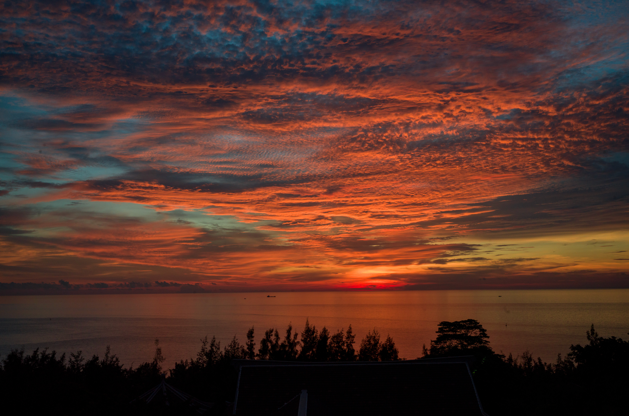 此景只应天上有,人间能得几回观