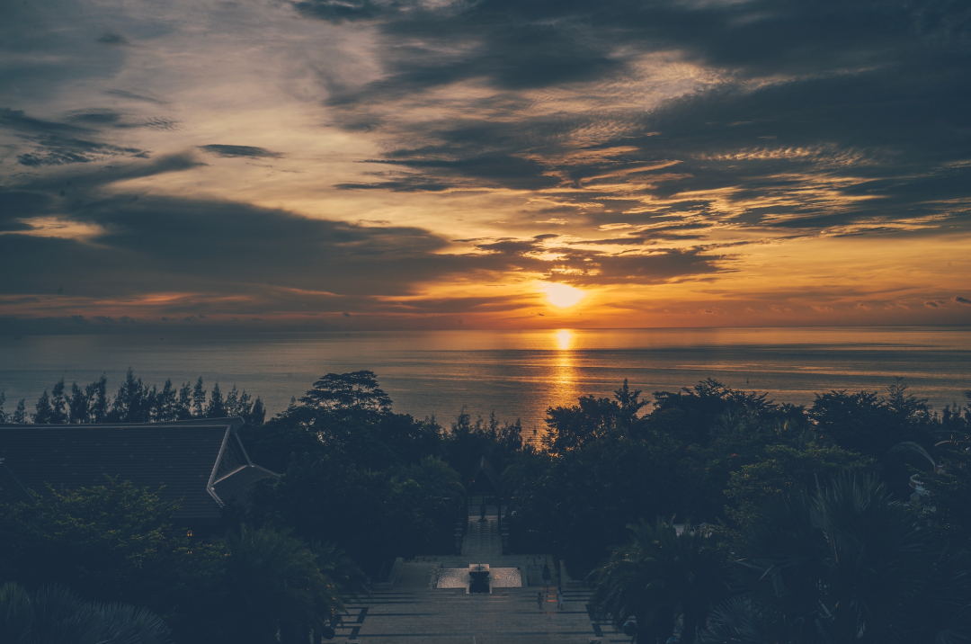 此景只应天上有,人间能得几回观