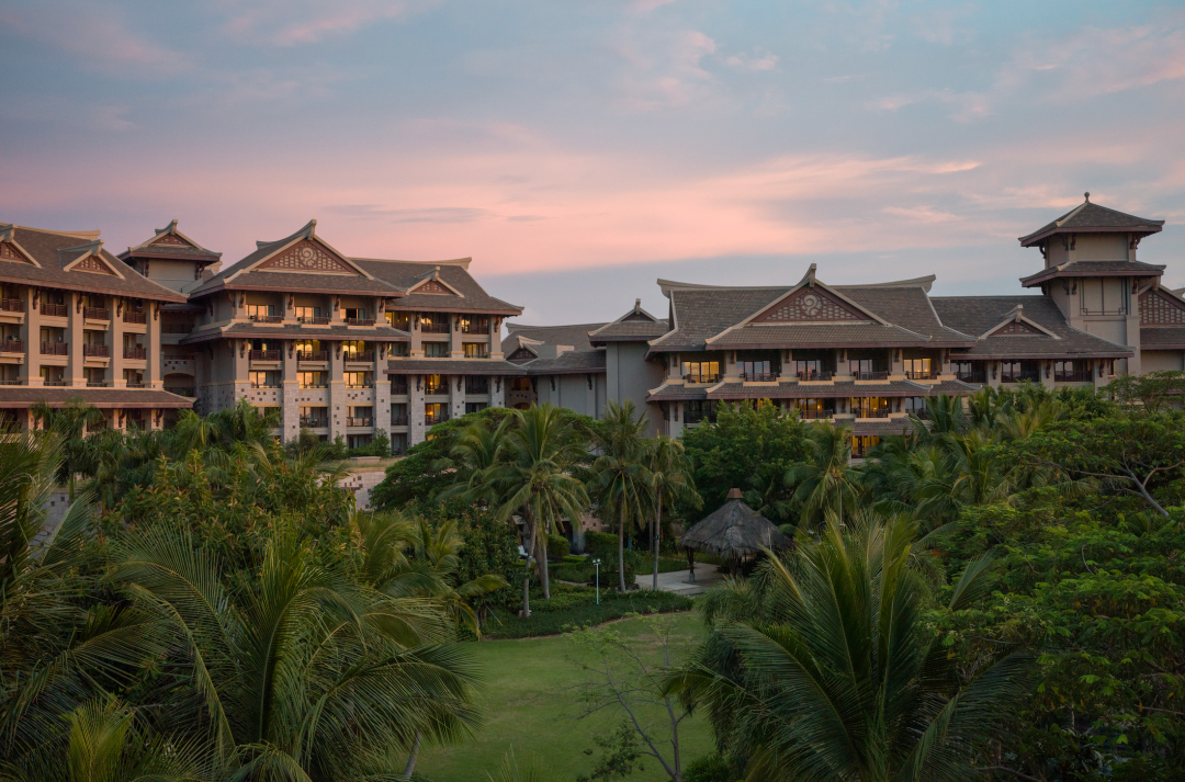 此景只应天上有,人间能得几回观