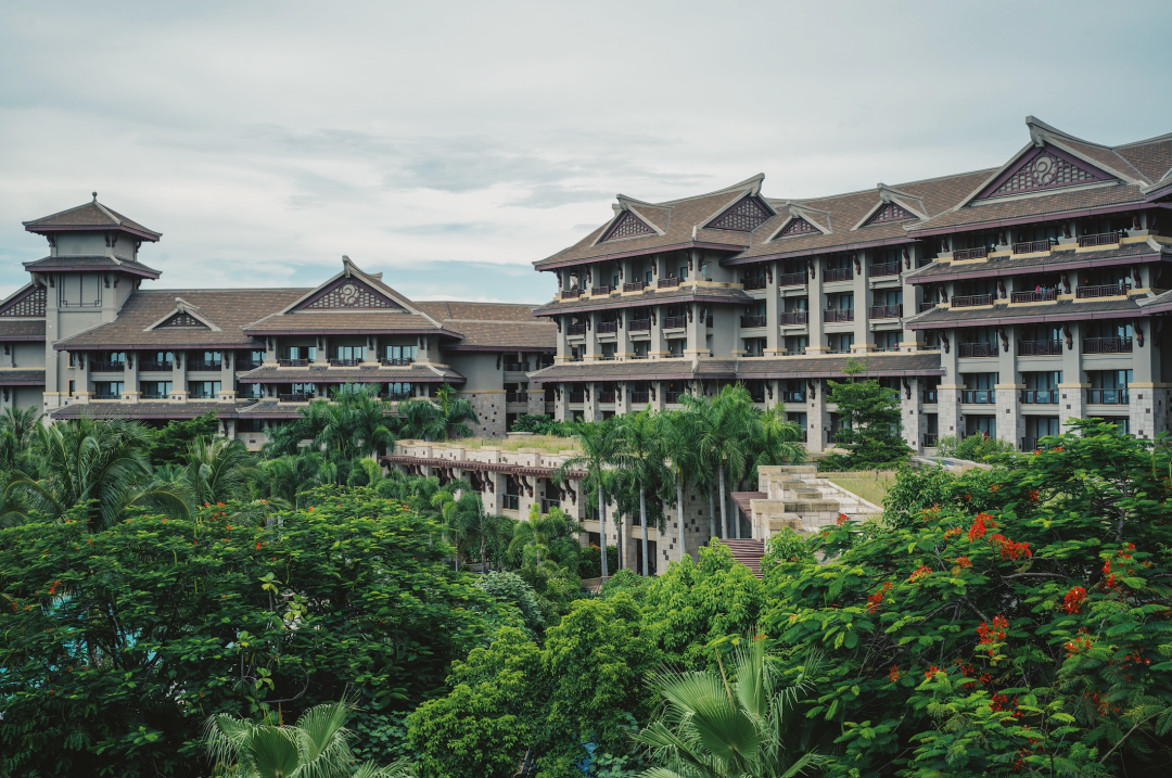 此景只应天上有,人间能得几回观