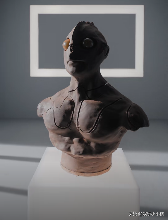 笑麻了,张雨绮连皮蛋都能代言成珠宝,我笑晕在评论区