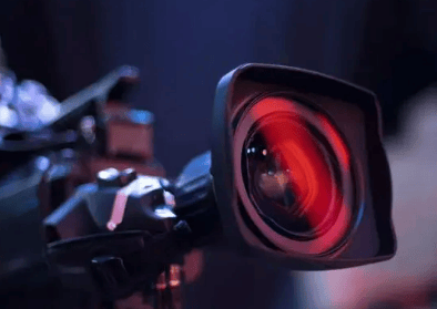 微短剧充值套路繁多 老年人被精准“围猎”?