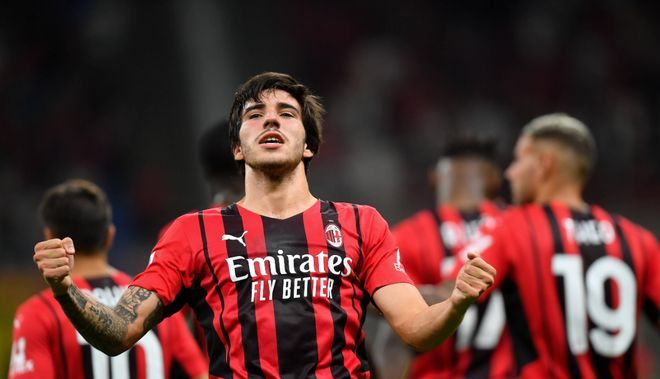 在长达10个月的禁赛处罚期间,托纳利被发现工地“打零工”